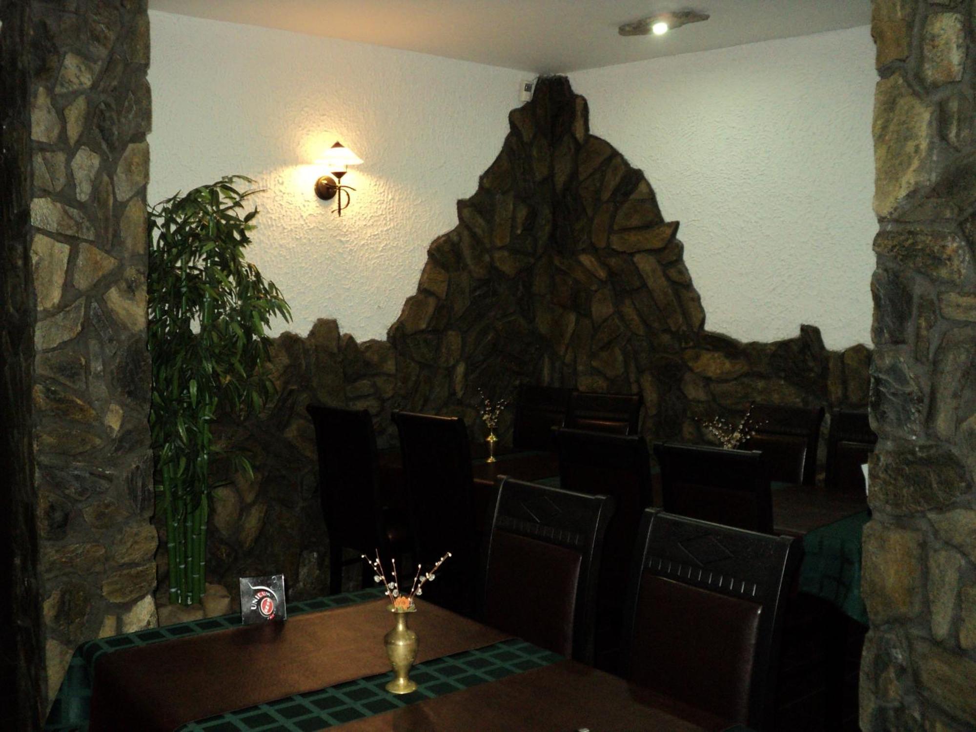 Kovacs Hotel Superior Vásárosnamény Екстериор снимка